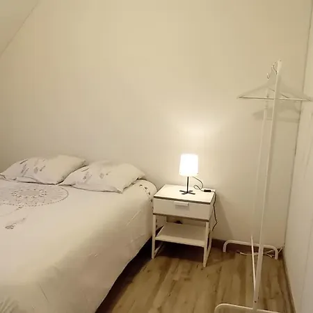 Maison Indiv 2 Et Coin Salon *